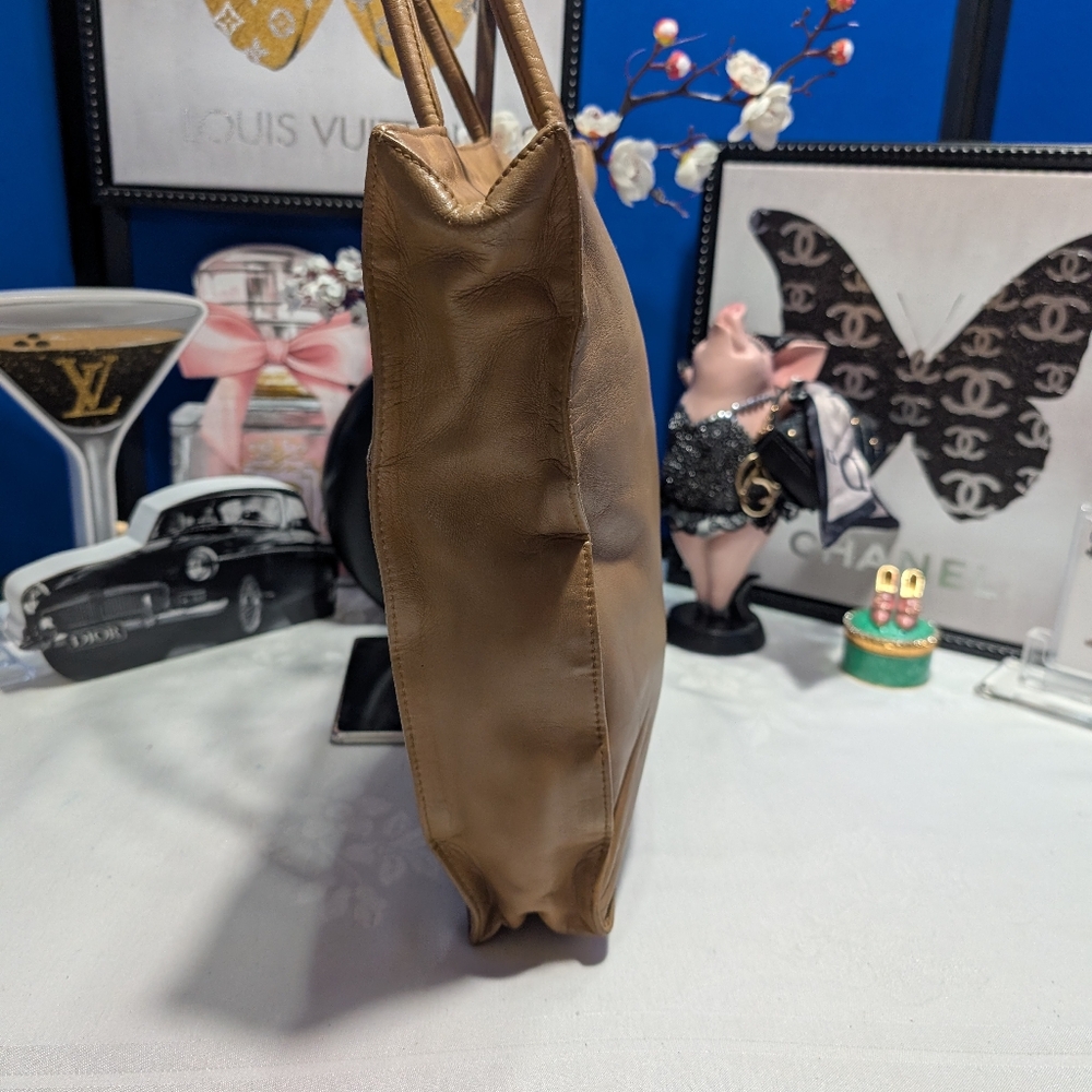 Loewe Anagram Tan Leather Tote Bag - Picture 4 of 16